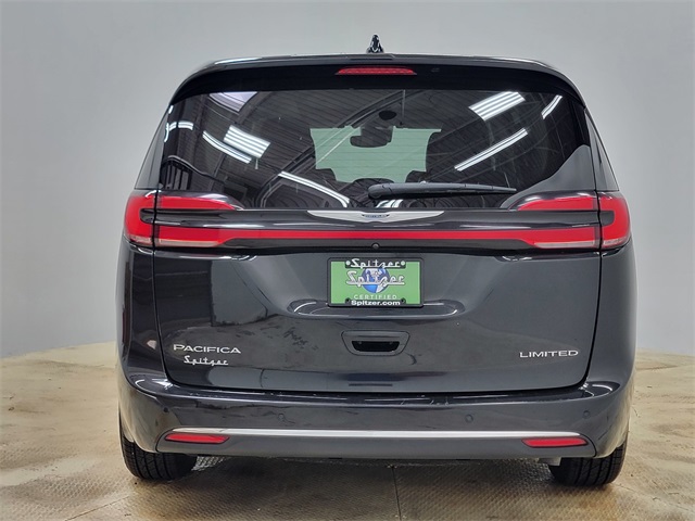 2024 Chrysler Pacifica Limited photo 5
