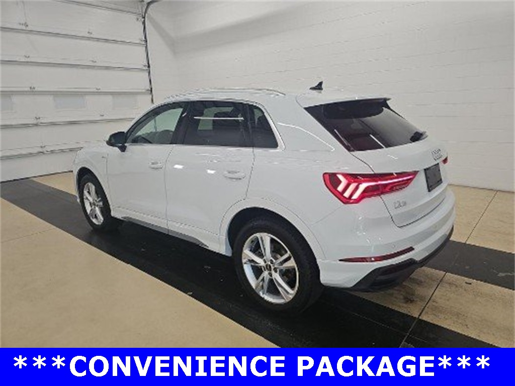 2024 Audi Q3 S line Premium Plus photo 2