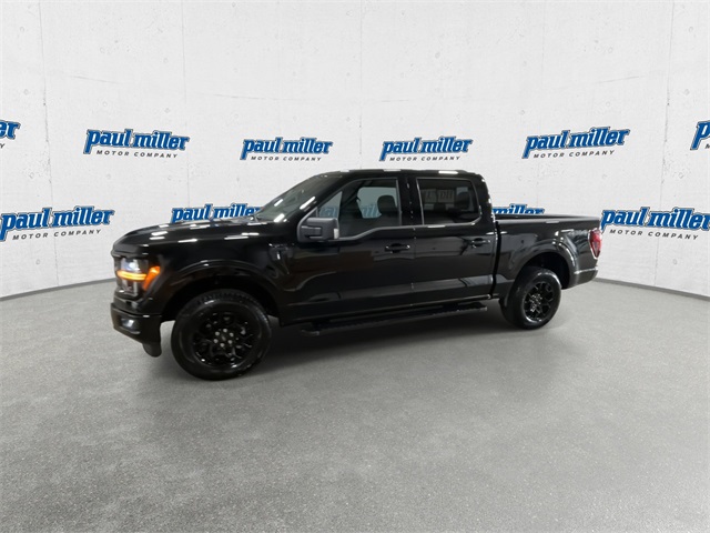 2025 Ford F-150 XLT photo 4