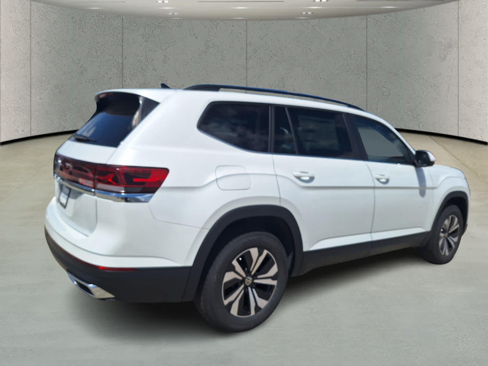 2026 Volkswagen Atlas SE photo 4