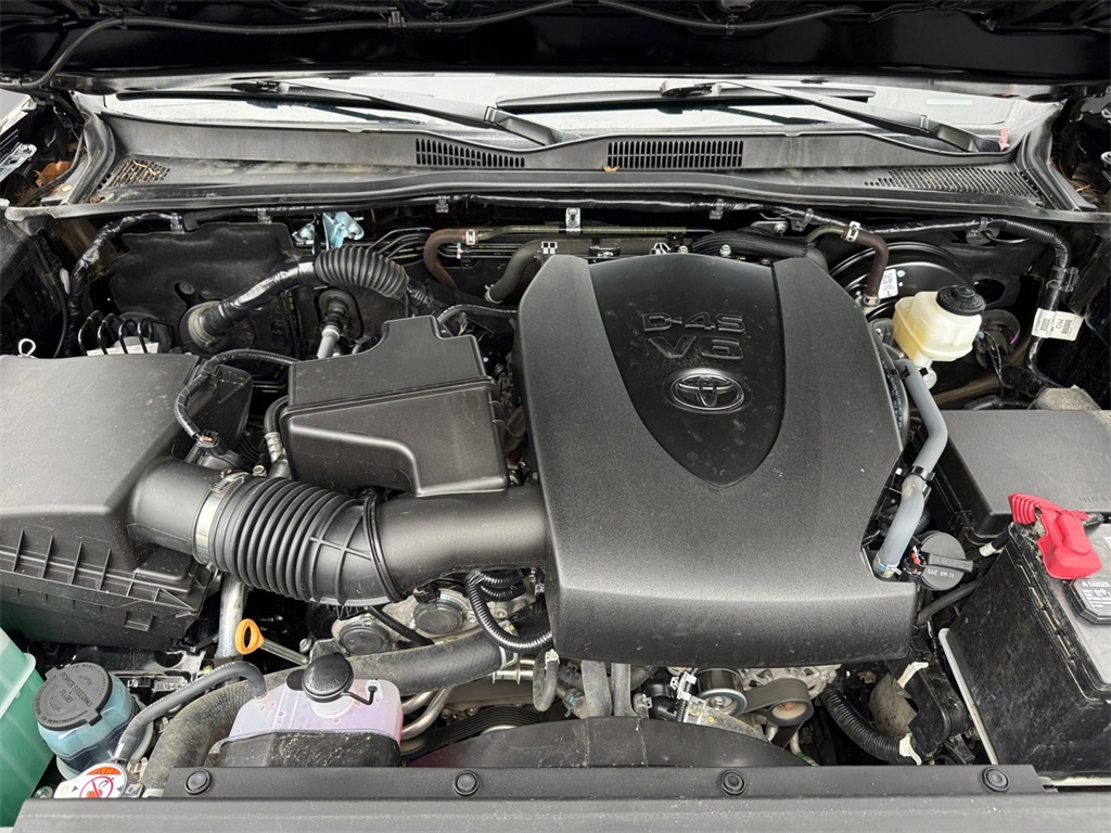2023 Toyota Tacoma SR5 photo 10