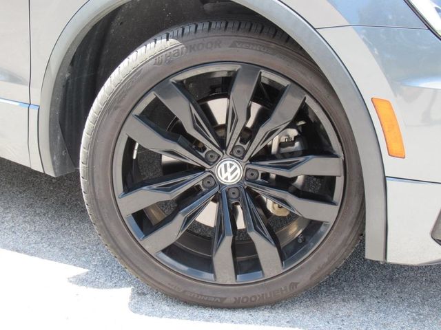 2021 Volkswagen Tiguan SE R-Line Black photo 7