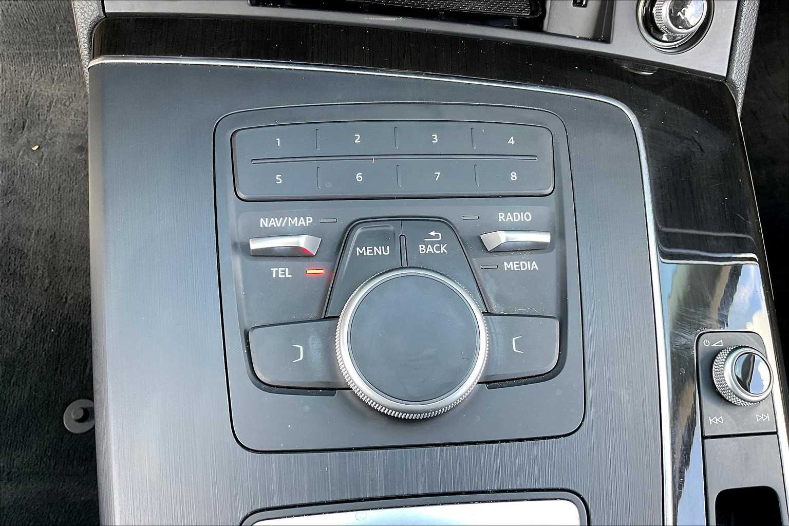 2018 Audi Q5 Premium photo 32