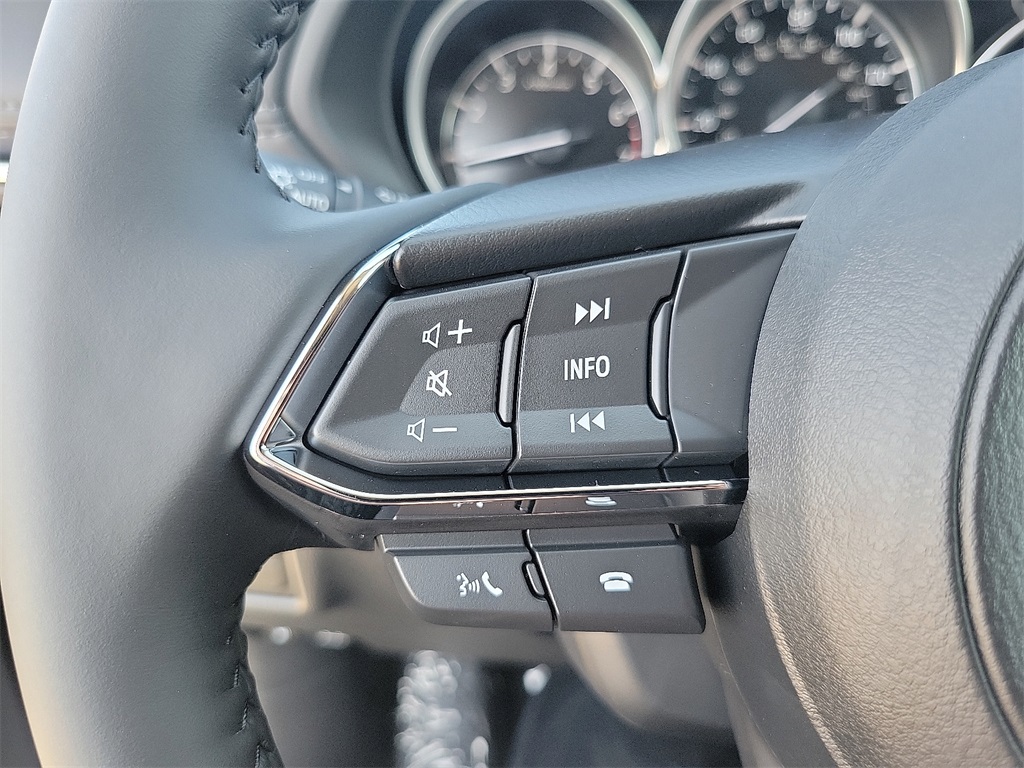 2025 Mazda CX-5 2.5 S Preferred photo 7