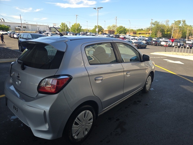 2022 Mitsubishi Mirage ES photo 4