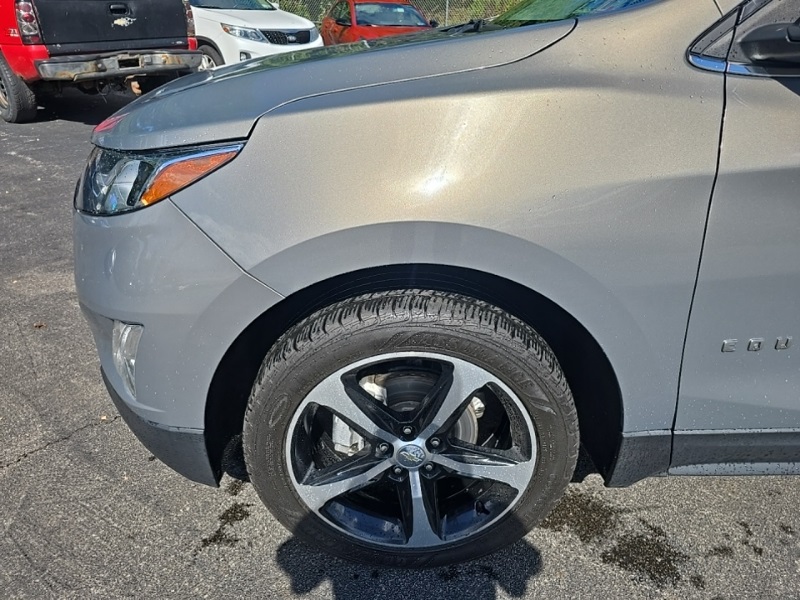 2018 Chevrolet Equinox LT photo 9