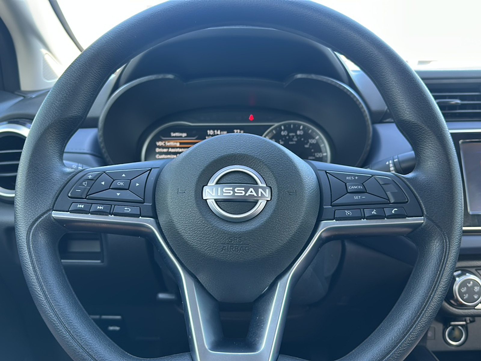 2024 Nissan Versa 1.6 SV photo 11