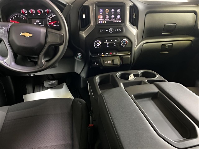 2023 Chevrolet Silverado 1500 Custom photo 4