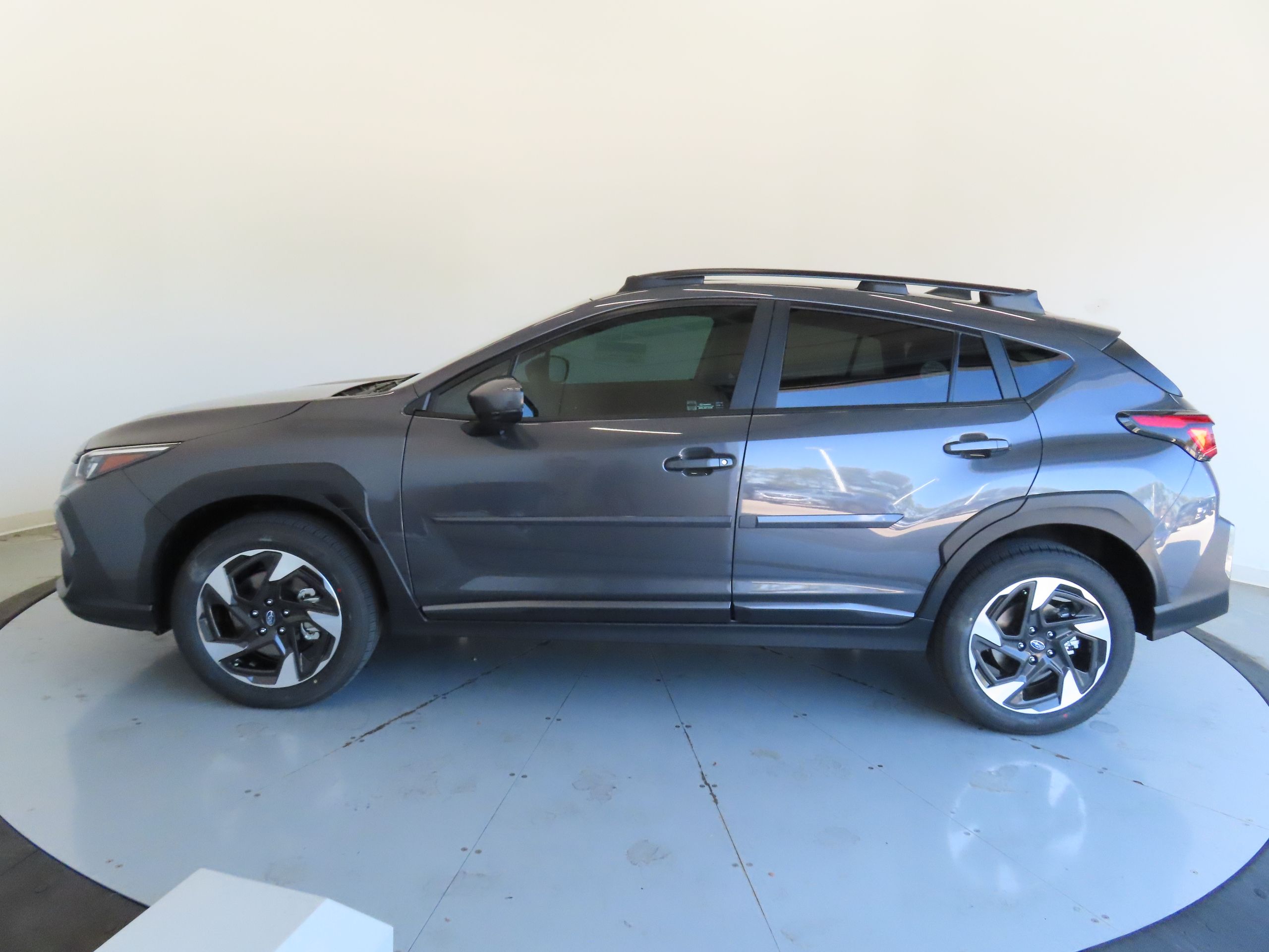 2025 Subaru Crosstrek Limited photo 6