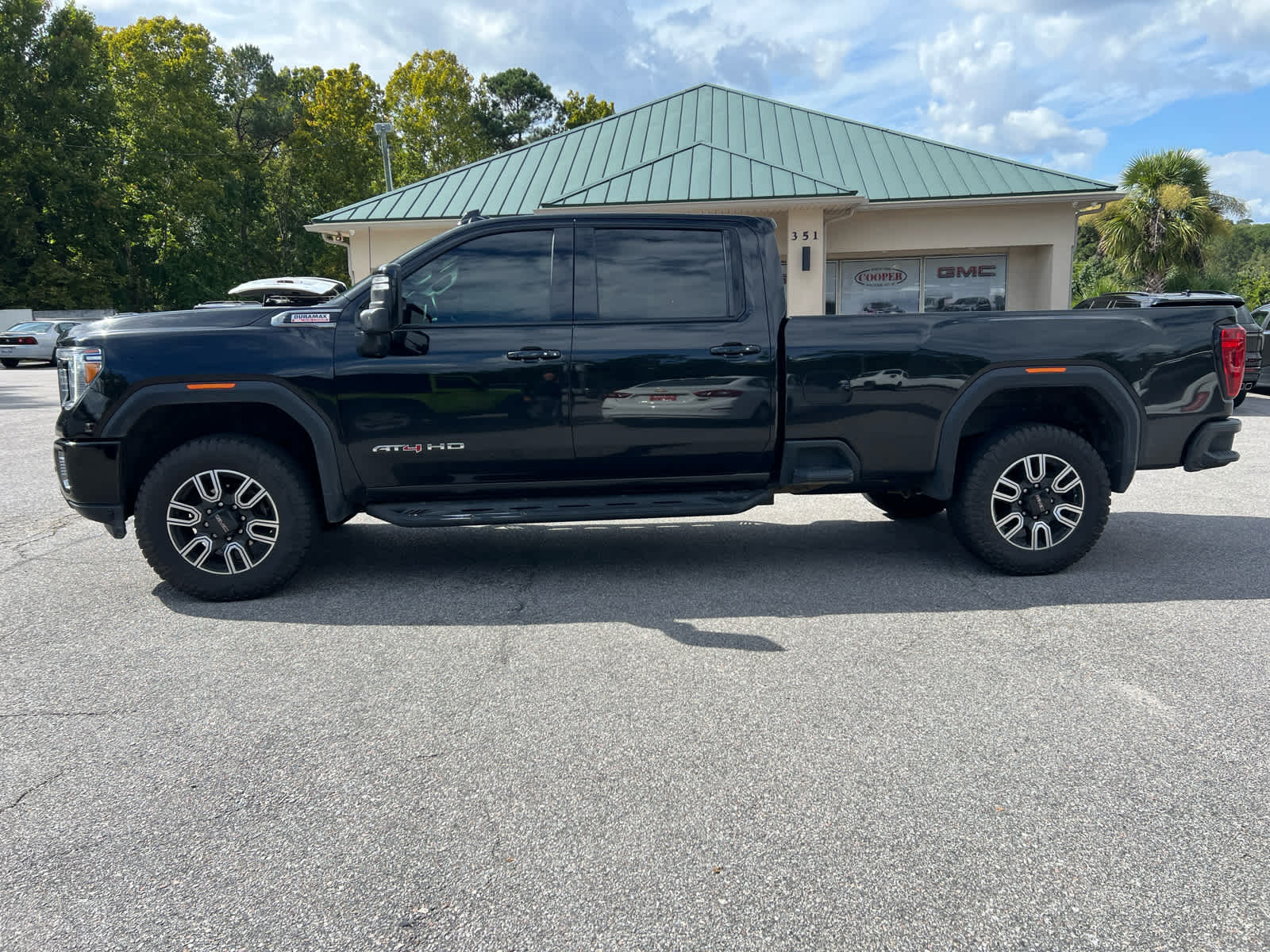 2023 Gmc Sierra 3500 HD AT4 photo 3
