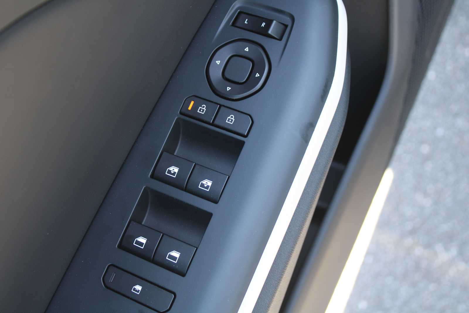 2025 Kia K4 GT-Line photo 18