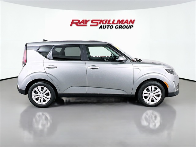2023 Kia Soul LX photo 8