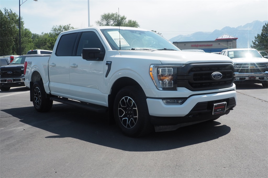 2023 Ford F-150 XLT photo 3