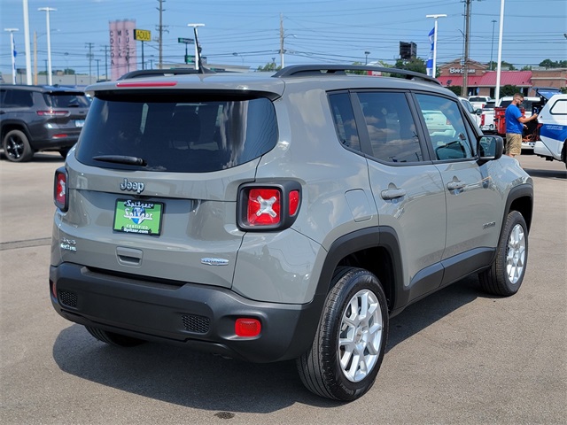 2022 Jeep Renegade Latitude photo 5