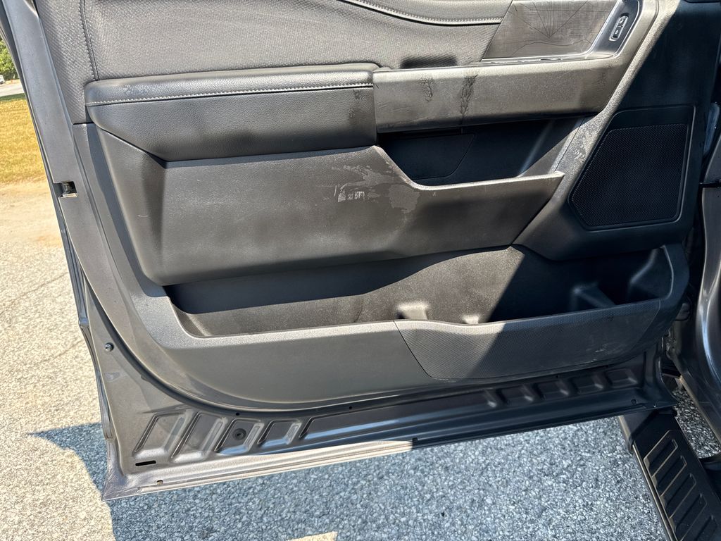 2021 Ford F-150 XLT photo 11
