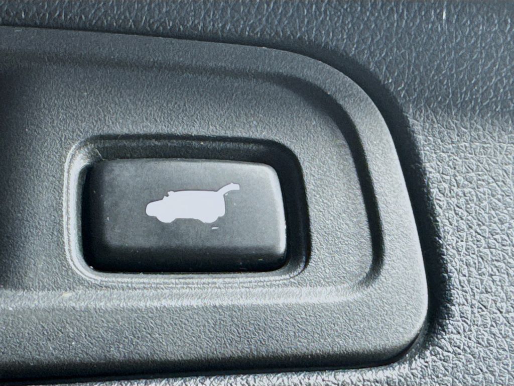 2016 Honda Pilot Elite photo 29