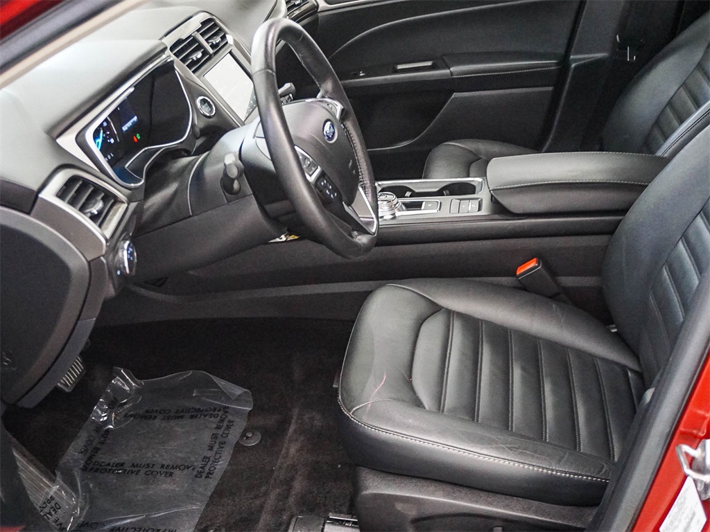 2017 Ford Fusion Energi SE photo 17