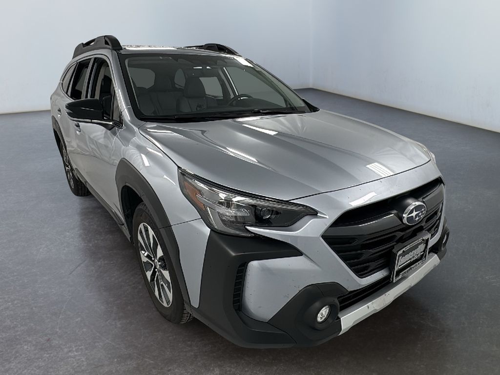 2024 Subaru Outback Limited's photo