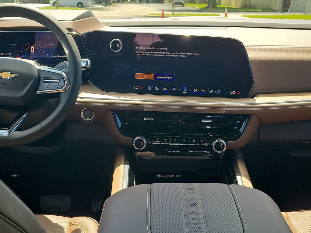 2025 Chevrolet Suburban High Country photo 27