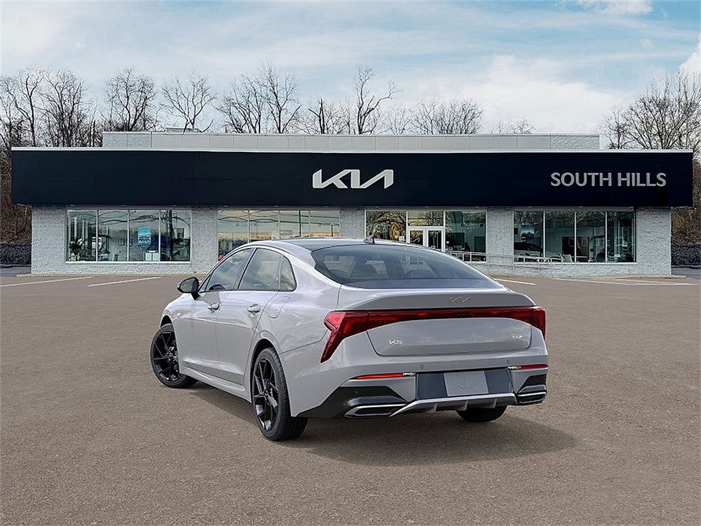2026 Kia K5 GT-Line photo 2