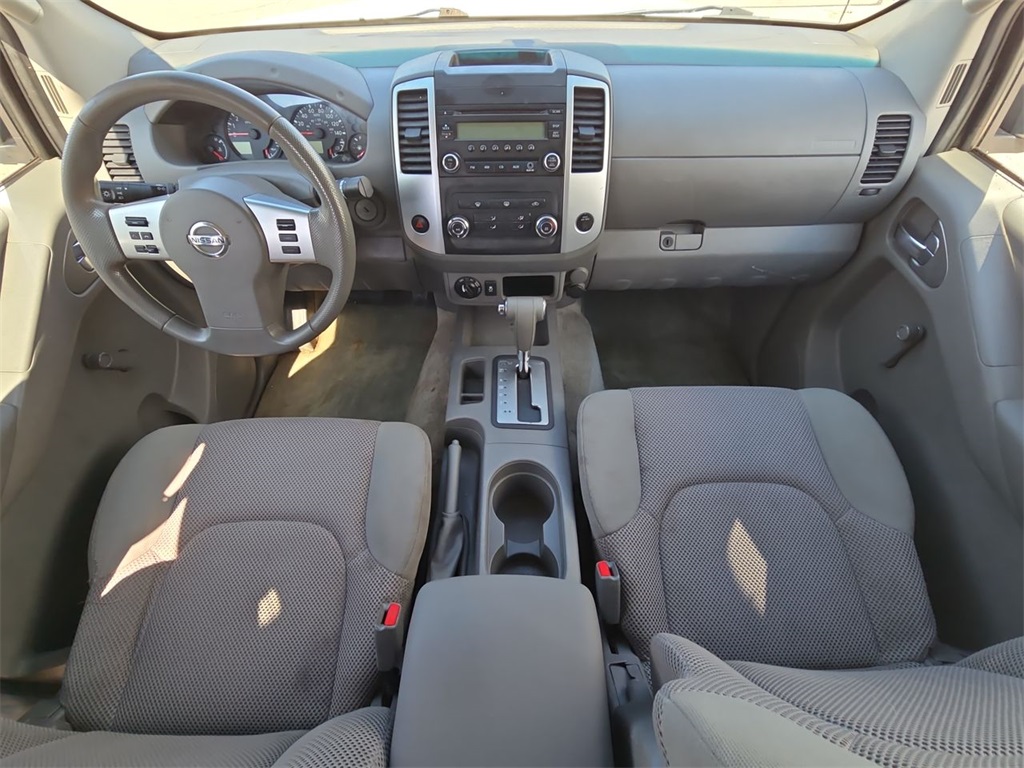 2014 Nissan Frontier S photo 20