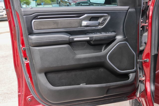 2019 Ram 1500 Laramie photo 10