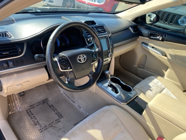 2014 Toyota Camry Hybrid XLE photo 8