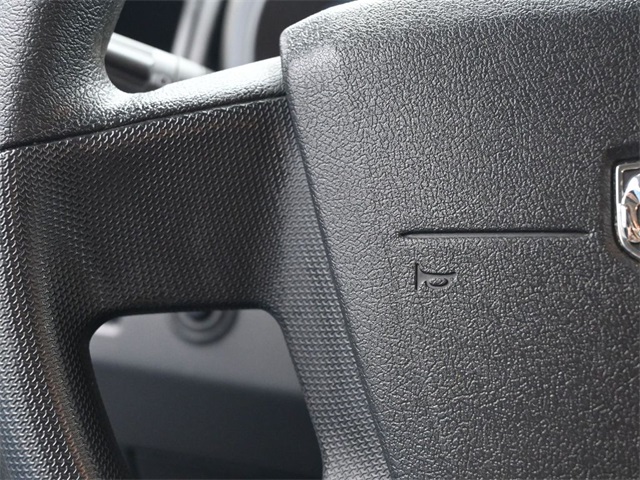2010 Dodge Avenger SXT photo 23