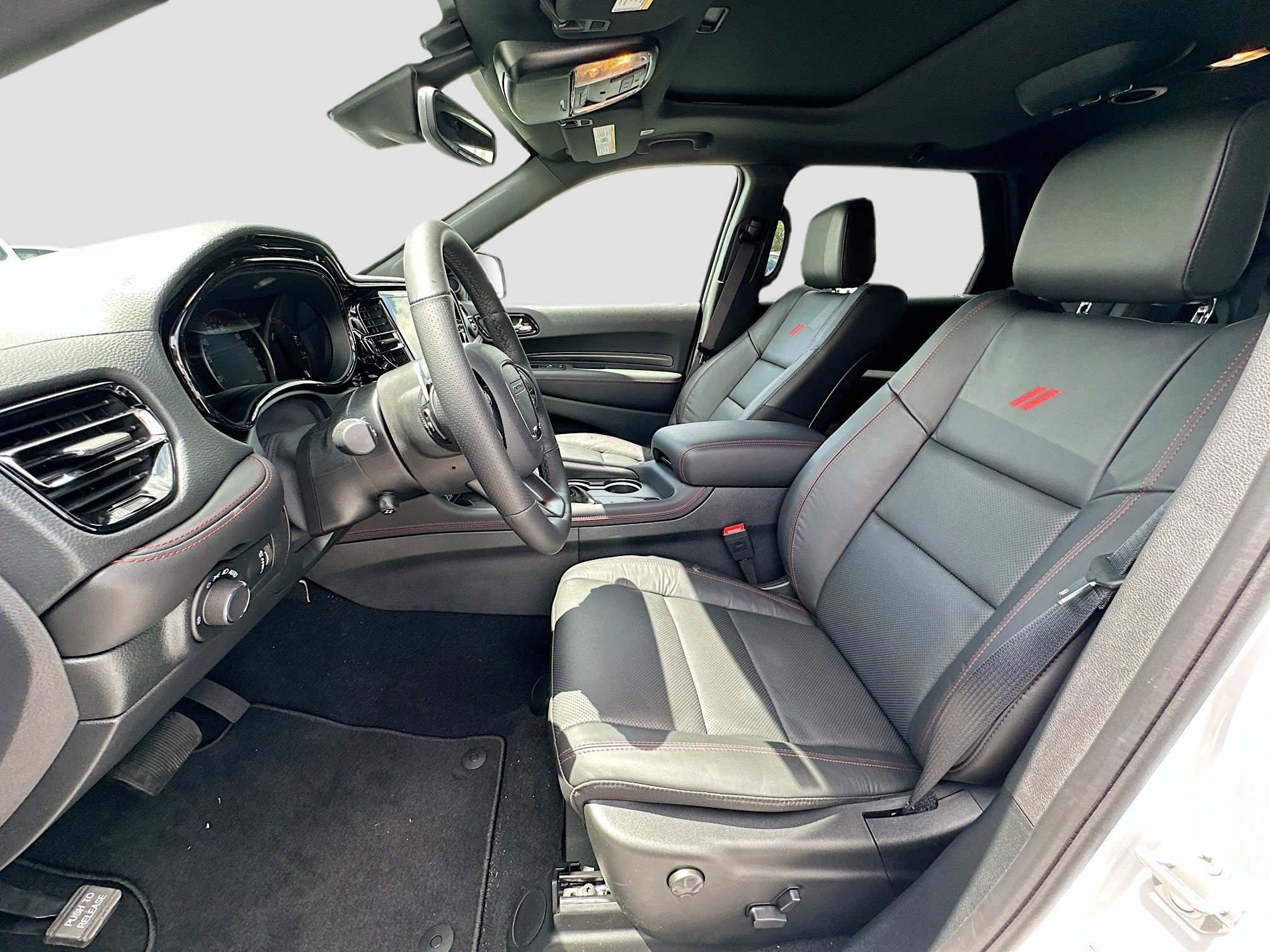 2025 Dodge Durango R/T Plus photo 13