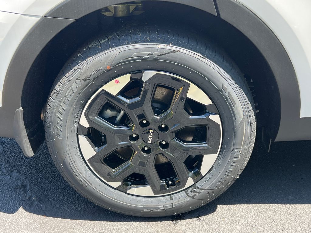 2025 Kia Sorento S photo 17