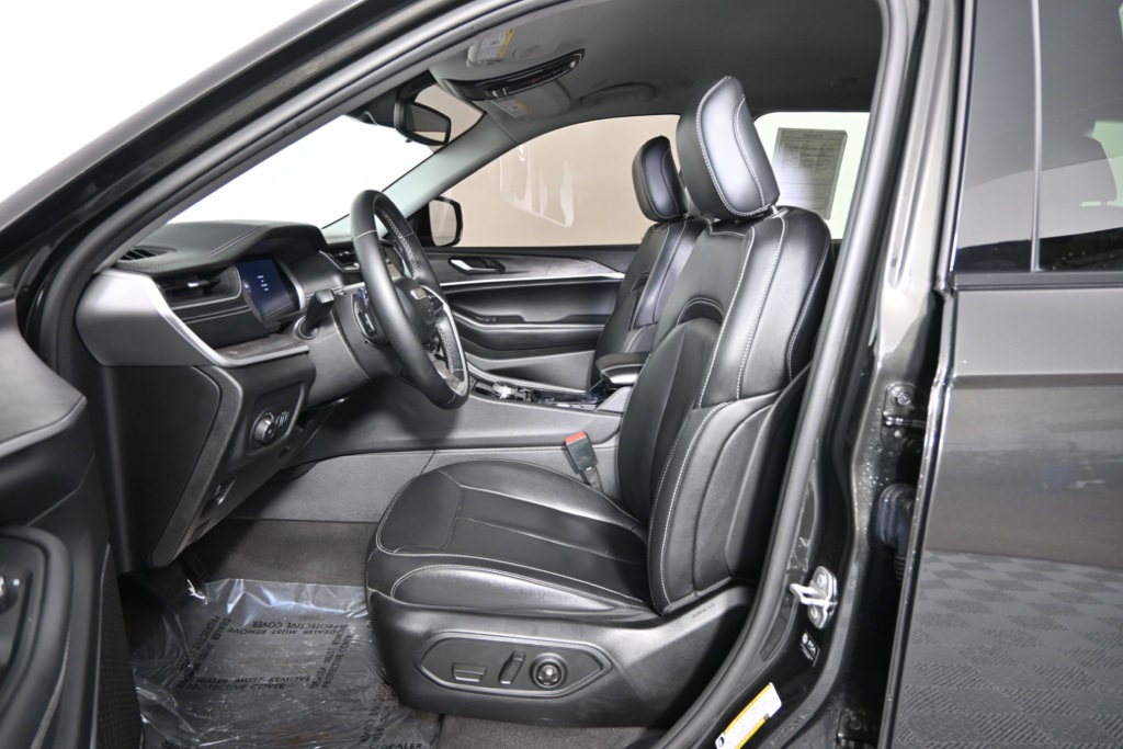 2022 Jeep Grand Cherokee Limited photo 21