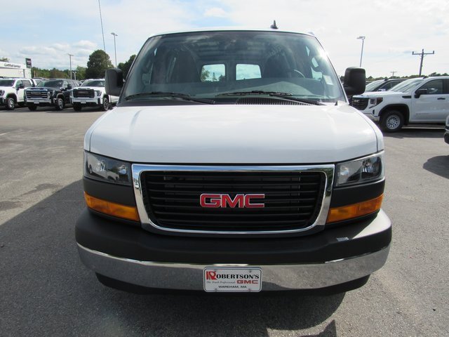 2025 Gmc Savana Cargo 2500 photo 4