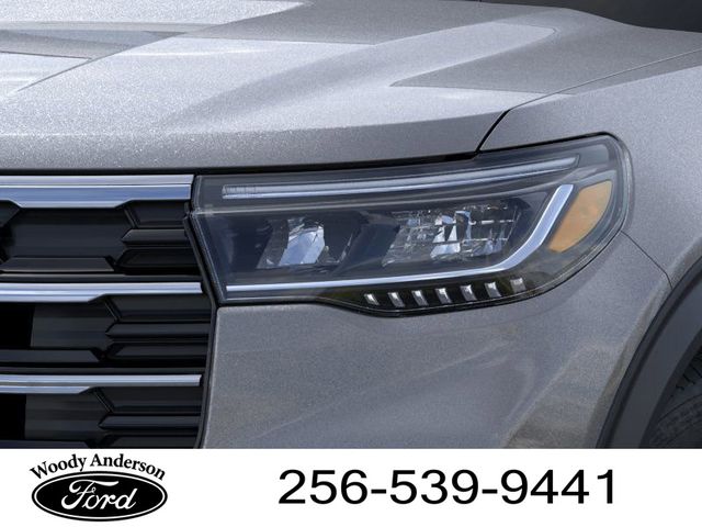 2025 Ford Explorer photo 16