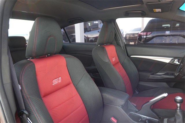 2015 Honda Civic Si photo 16