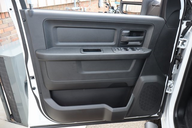 2025 Ram 2500 Tradesman photo 9