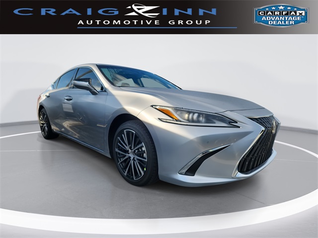 2025 Lexus ES 350's photo