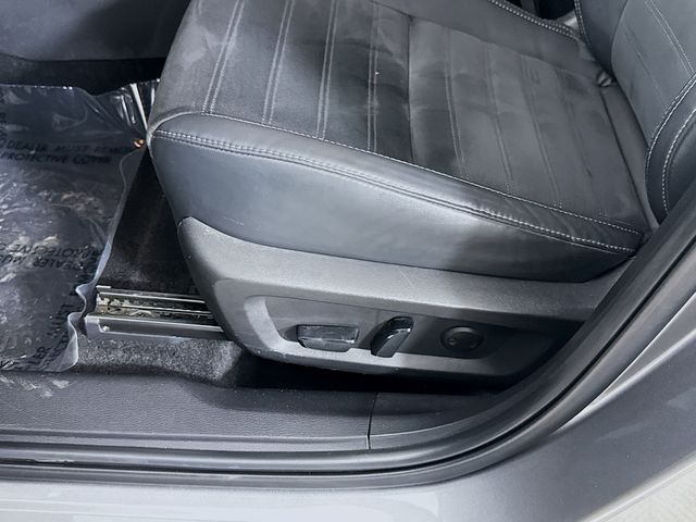 2023 Mitsubishi Outlander Black Edition photo 16