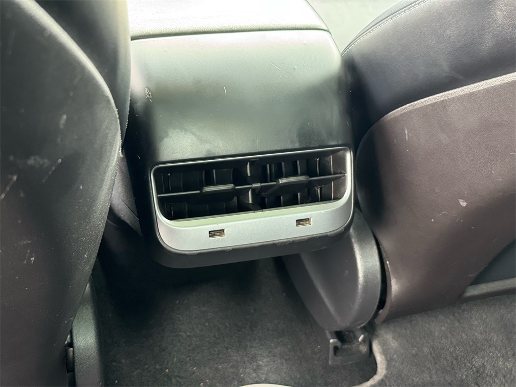 2019 Tesla Model 3 Long Range photo 16