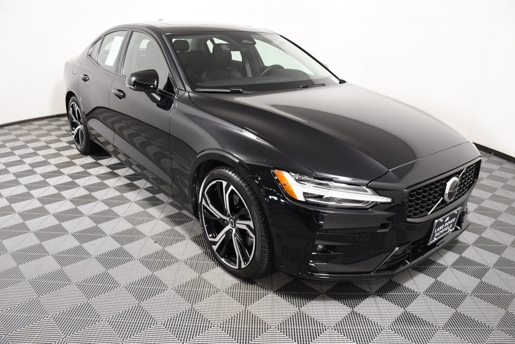 2024 Volvo S60 B5 Core photo 9