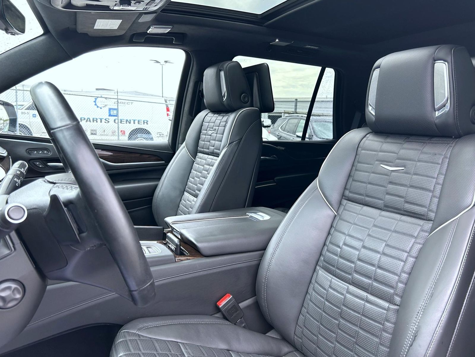 2021 Cadillac Escalade Sport Platinum photo 18