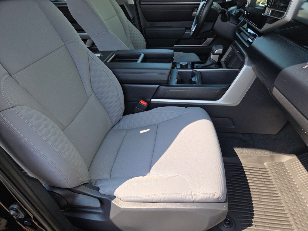 2024 Toyota Tundra SR5 photo 25