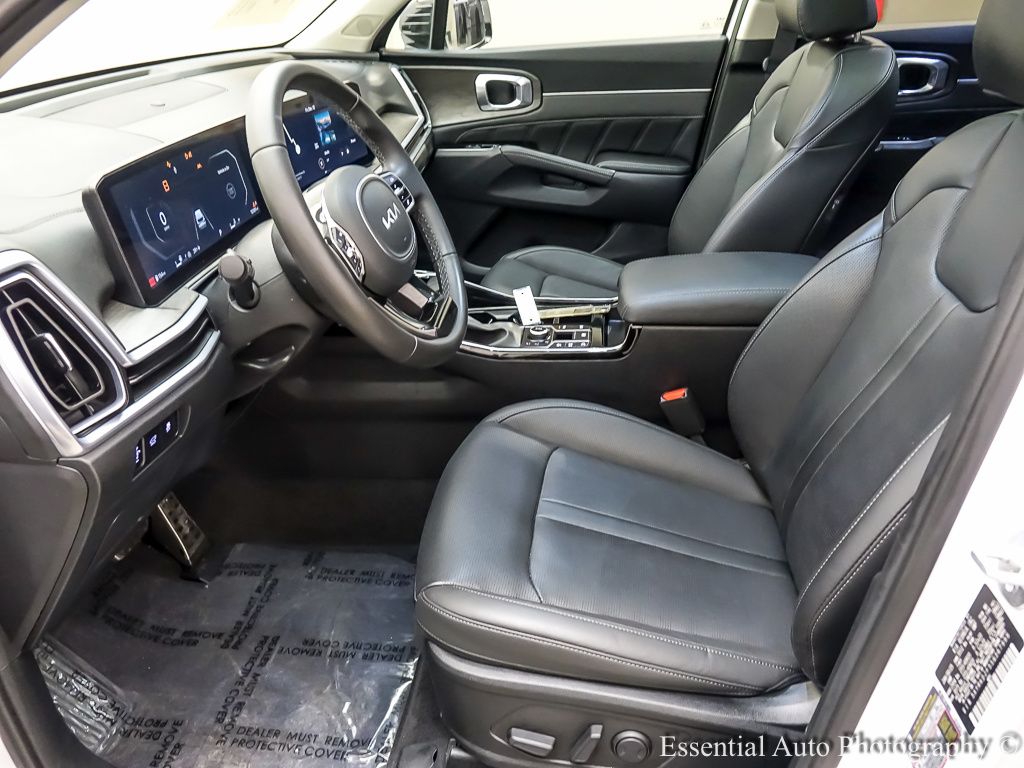 2025 KIA SORENTO - Image 9