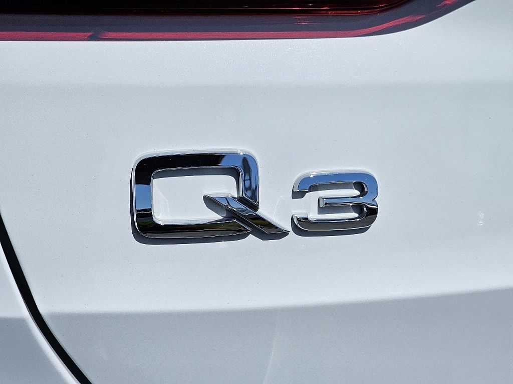 2020 Audi Q3 Premium Plus S line photo 10