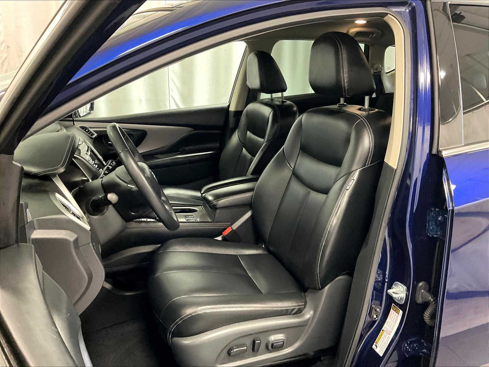 2023 Nissan Murano SV photo 10