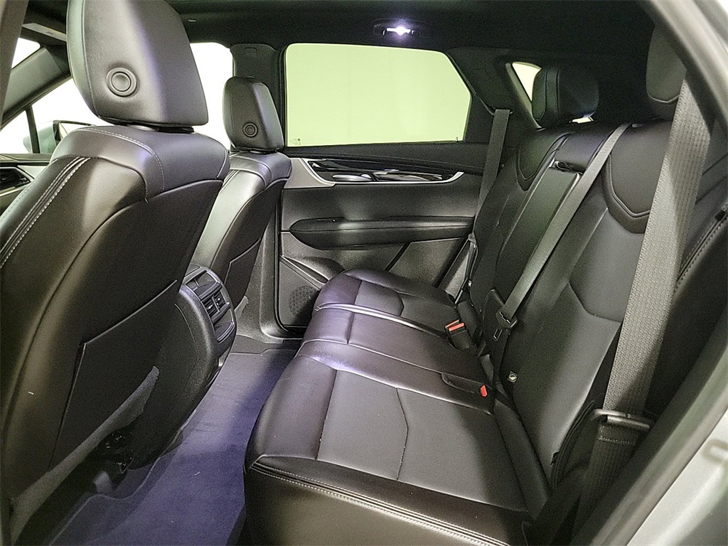2025 CADILLAC XT5 - Image 15