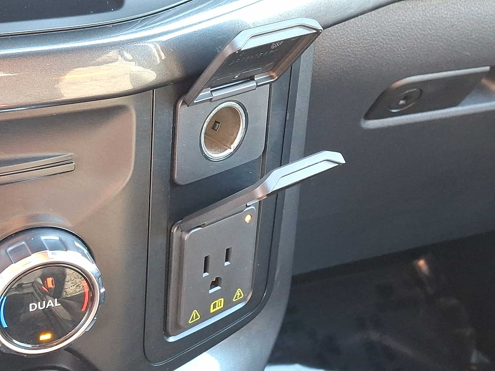 2023 Ford F-150 Tremor photo 25