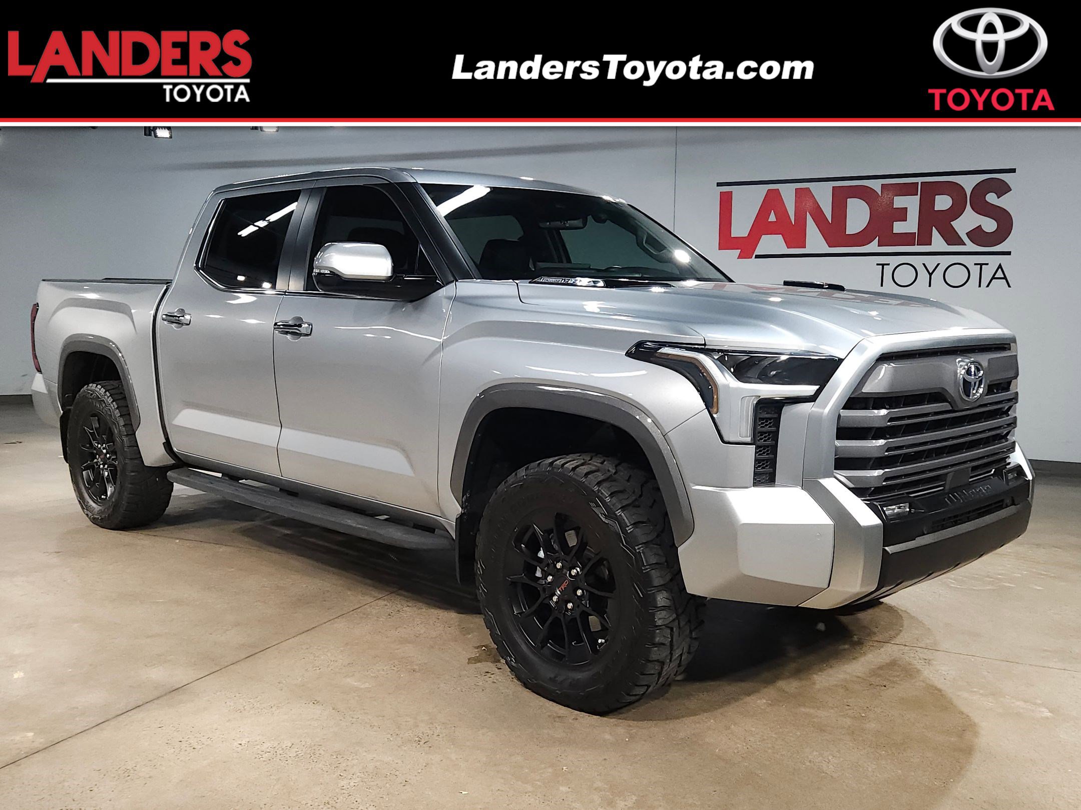 2024 Toyota Tundra Limited's photo