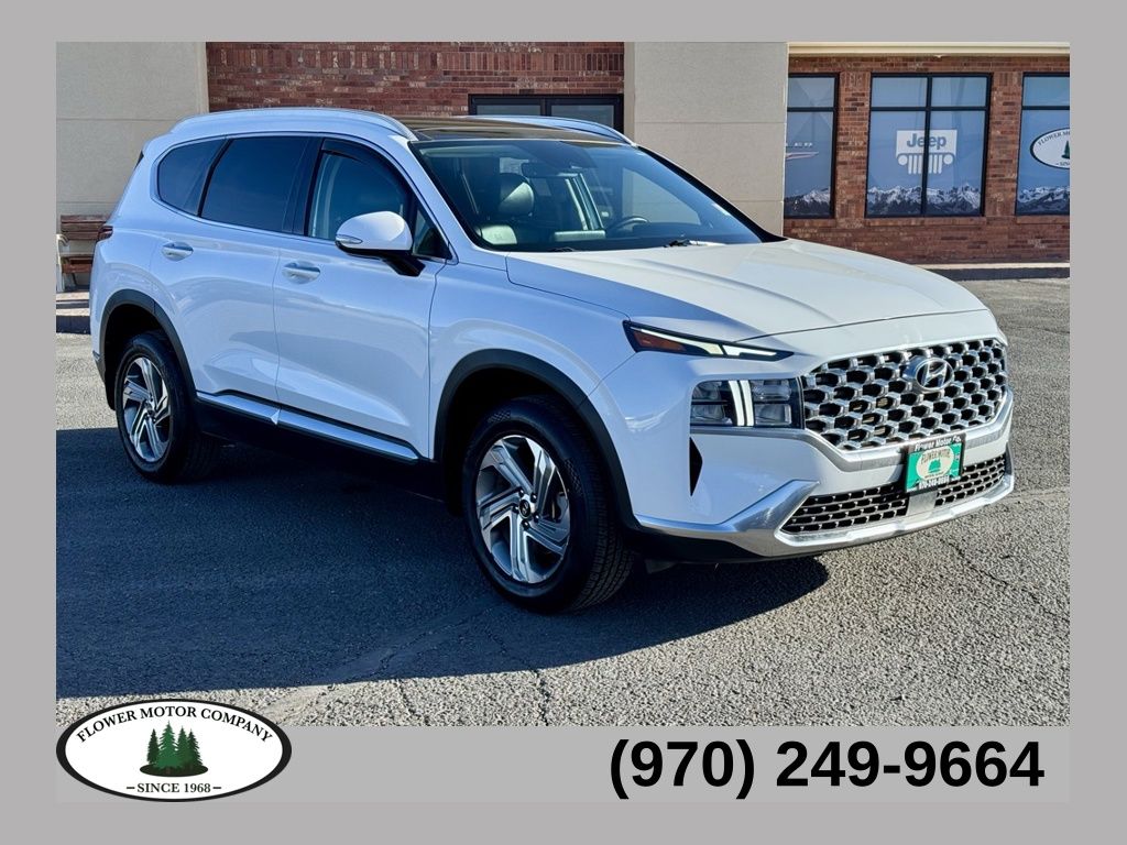 2022 Hyundai Santa Fe SEL's photo