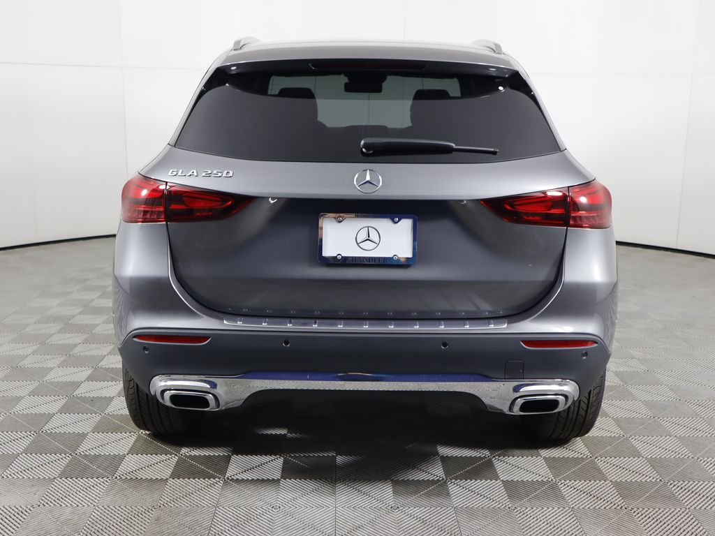 2025 Mercedes Benz GLA 250 photo 6