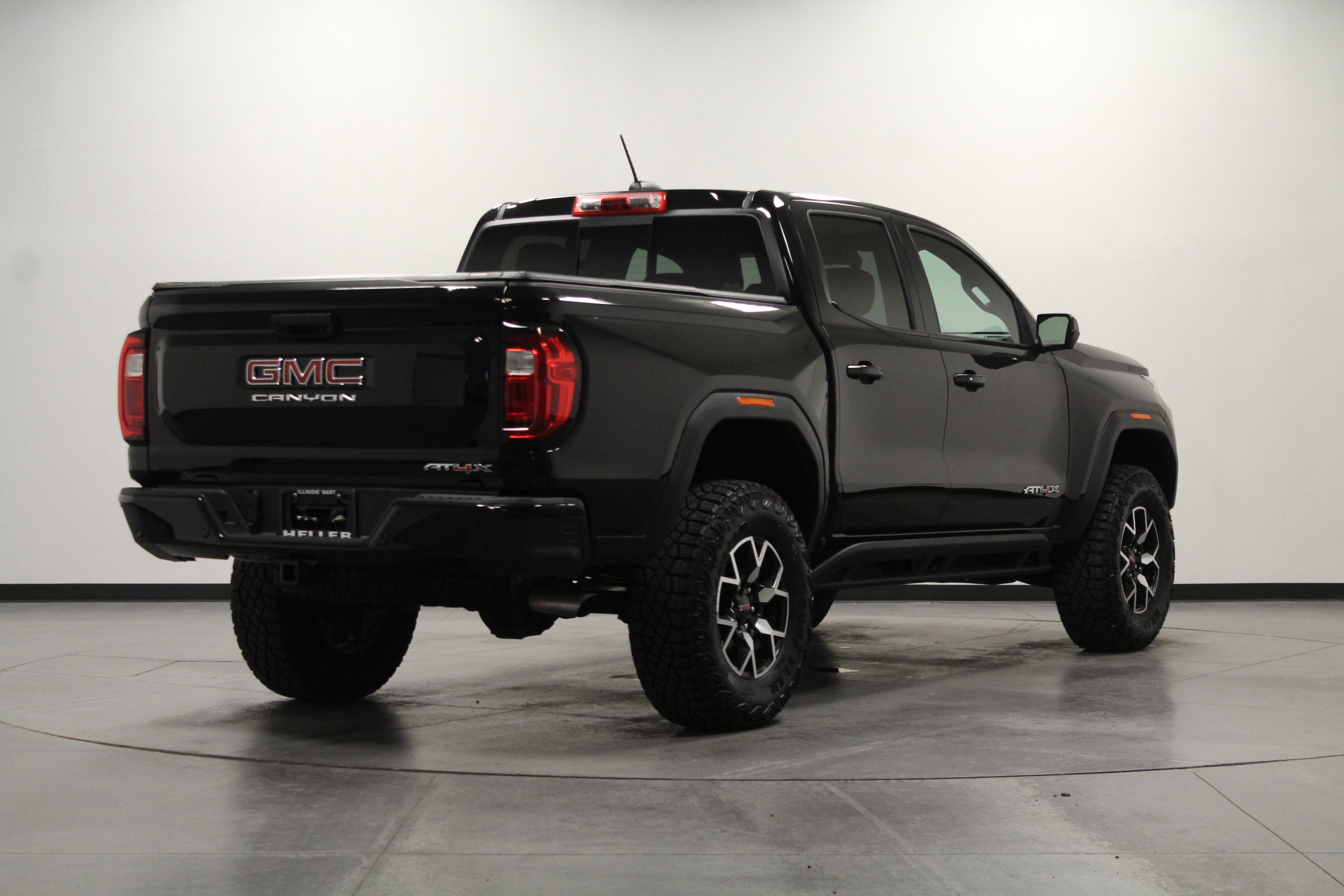 2024 Gmc Canyon AT4X photo 3